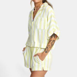 RVCA set beach night shorts with shirt together small yellow stripe